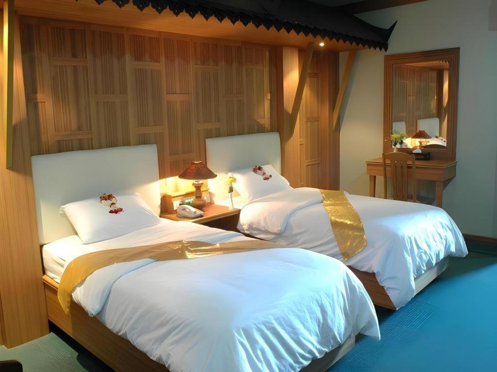 The Rich Hotel Nonthaburi Exterior foto